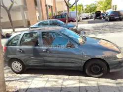 Gris / plata Usado 2002 Seat Ibiza Sport Berlina | 800 € (Buen precio)