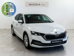 Blanco Nuevo 2024 Skoda Octavia Ambition Utilitario | 26.890 € (Buen precio)