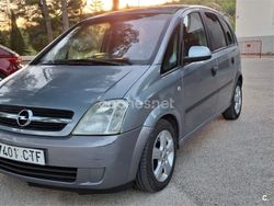Gris / plata Usado 2005 Opel Meriva Monovolumen | 2600 € (Precio justo)