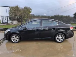 Negro Usado 2009 Toyota Avensis Active Berlina | 5800 € (Precio justo)