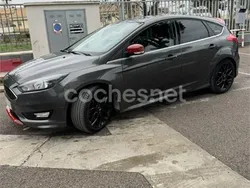 Gris / plata Usado 2015 Ford Focus Sport Berlina | 10.300 € (Precio justo)