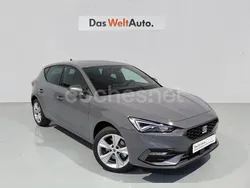 Gris / plata Usado 2024 Seat Leon FR Berlina | 23.900 € (Precio justo)
