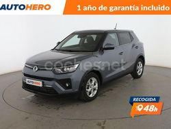 Gris Usado 2021 Ssangyong (KGM) Tivoli SUV | 17.799 €