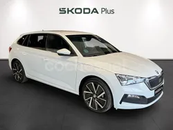 Blanco Usado 2024 Skoda Scala Sport Utilitario | 22.290 € (Precio justo)