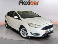 Blanco Usado 2016 Ford Focus Trend+ Berlina | 8890 € (Buen precio)
