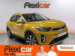 Amarillo Usado 2023 Kia Stonic SUV | 13.990 € (Precio justo)