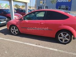 Rojo Usado 2005 Ford Focus Sport Berlina | 2200 € (Precio justo)