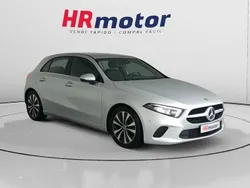 Gris Usado 2021 Mercedes A180 Berlina | 25.410 € (Un poco caro)