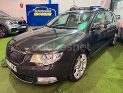 Marrón Usado 2011 Skoda Superb Ambition Familiar | 6500 €