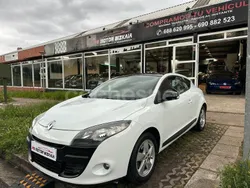 Blanco Usado 2011 Renault Mégane III Berlina | 5990 € (Precio justo)
