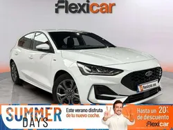 Blanco Usado 2022 Ford Focus ST-Line X Berlina | 20.290 € (Precio justo)
