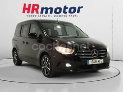 Negro Usado 2023 Mercedes T180 Monovolumen | 26.670 € (Precio justo)