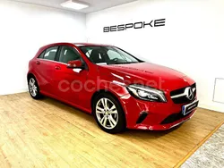 Rojo Usado 2016 Mercedes A180 Urban Berlina | 17.499 € (Precio justo)