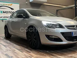Gris / plata Usado 2016 Opel Astra Excellence Berlina | 8499 € (Precio justo)