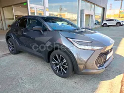 Gris / plata Usado 2024 Toyota C-HR Advance SUV | 35.200 € (Caro)