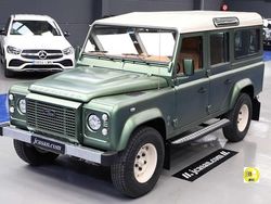 Verde Usado 2013 Land Rover Defender SUV | 48.760 €