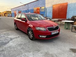Rojo Usado 2014 Skoda Octavia Ambition Familiar | 8550 € (Precio justo)