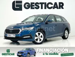 Azul Usado 2021 Skoda Octavia Ambition Familiar | 18.990 € (Precio justo)