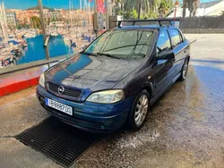 Negro Usado 1998 Opel Astra Comfort Utilitario | 999 € (Buen precio)