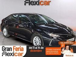 Negro Usado 2023 Toyota Corolla Active Berlina | 21.390 € (Un poco caro)