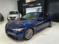Azul Usado 2017 Alfa Romeo Giulia Super Berlina | 17.900 € (Un poco caro)
