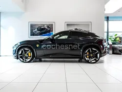 Negro Usado 2024 Ferrari Purosangue SUV | 699.000 €