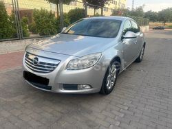 Gris / plata Usado 2011 Opel Insignia Sport Berlina | 4890 € (Precio justo)