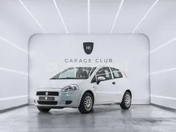 Blanco Usado 2010 Fiat Punto Active Utilitario | 3999 € (Precio justo)