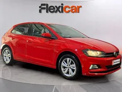 Rojo Usado 2019 VW Polo Advance Berlina | 10.290 € (Buen precio)