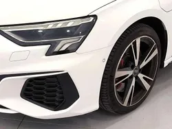 Blanco Usado 2021 Audi A3 Sportback e-tron Competition Berlina | 28.750 € (Precio justo)