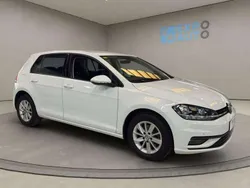 Blanco Usado 2018 VW Golf VII Sportline Utilitario | 16.475 € (Precio justo)