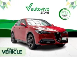 Rojo Usado 2022 Alfa Romeo Stelvio Ti SUV | 36.700 € (Un poco caro)