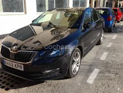 Negro Usado 2018 Skoda Octavia Ambition Berlina | 13.000 € (Un poco caro)