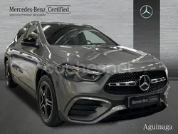 Gris / plata Usado 2024 Mercedes GLA220 SUV | 48.890 € (Un poco caro)
