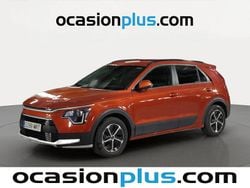Rojo Usado 2024 Kia Niro SUV | 22.000 € (Buen precio)