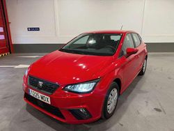 Rojo Usado 2023 Seat Ibiza Reference Utilitario | 15.400 € (Un poco caro)