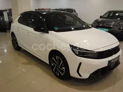 Blanco Usado 2024 Opel Corsa Berlina | 15.900 € (Un poco caro)