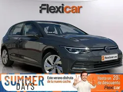 Gris / plata Usado 2021 VW Golf VIII Style Berlina | 20.390 € (Buen precio)