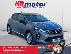 Gris / plata Usado 2025 Renault Clio V Evolution Berlina | 19.950 € (Un poco caro)