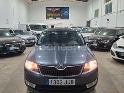 Gris / plata Usado 2015 Skoda Rapid Ambition Berlina | 9699 € (Precio justo)
