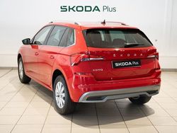 Rojo Usado 2022 Skoda Kamiq Ambition SUV | 18.990 € (Precio justo)