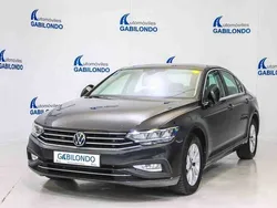 Negro Usado 2021 VW Passat Berlina | 20.900 € (Un poco caro)