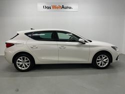 Blanco Usado 2024 Seat Leon Style | 19.990 € (Precio justo)