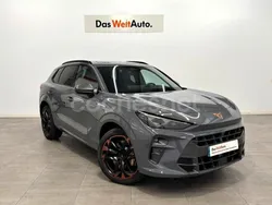 Gris / plata Usado 2024 Cupra Terramar VZ SUV | 54.800 € (Caro)