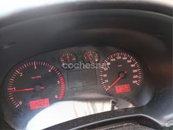 Gris / plata Usado 2002 Seat Toledo Berlina | 1350 € (Buen precio)