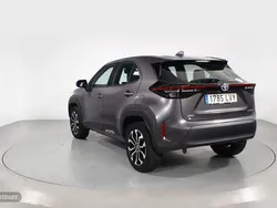 Gris Usado 2022 Toyota Yaris Cross Active SUV | 24.200 € (Precio justo)