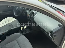Gris / plata Usado 2003 Seat Ibiza Stella Berlina | 1450 € (Buen precio)
