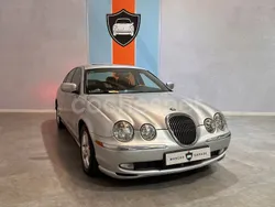 Gris / plata Usado 2000 Jaguar S-Type Executive Berlina | 5900 € (Un poco caro)