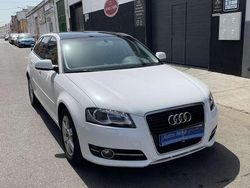 Blanco Usado 2011 Audi A3 Sportback Attraction Utilitario | 10.900 € (Precio justo)