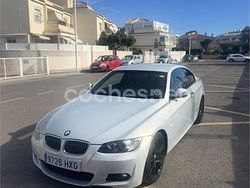 Gris / plata Usado 2010 BMW 330 Coupe | 8200 €